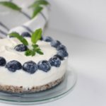 Gâteau au yaourt à la confiture d’ananas, banane et rhum