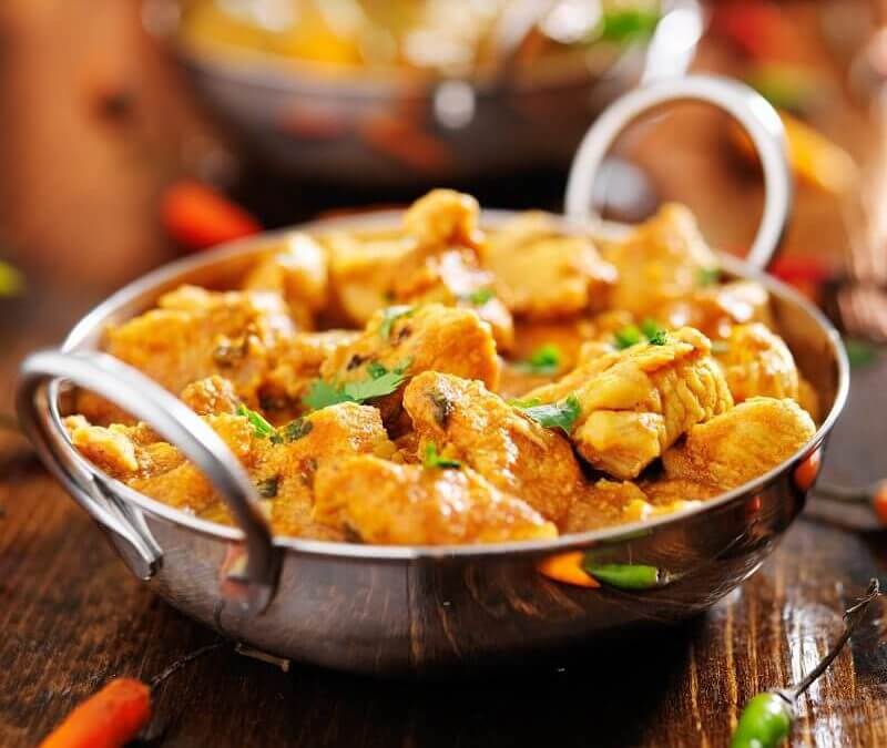Poulet curry et oignons