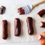 Éclair au chocolat noir et piment Langue d'Oiseau