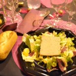 Salade de foie de volaille au vinaigre de vin au gingembre