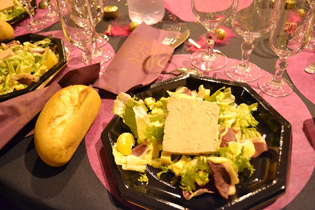 Salade de foie de volaille au vinaigre de vin au gingembre